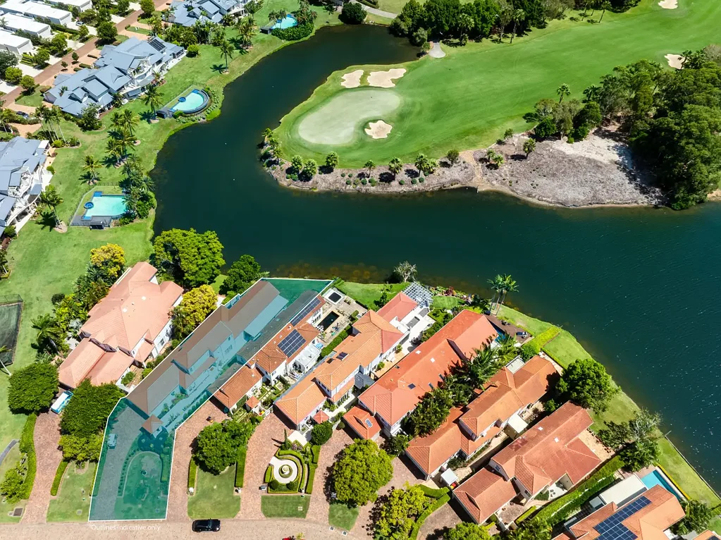 Hope Island 3 Bedroom 'The Lake House' - North Facing overlooking the lake and golf course. Downstairs master bedroom