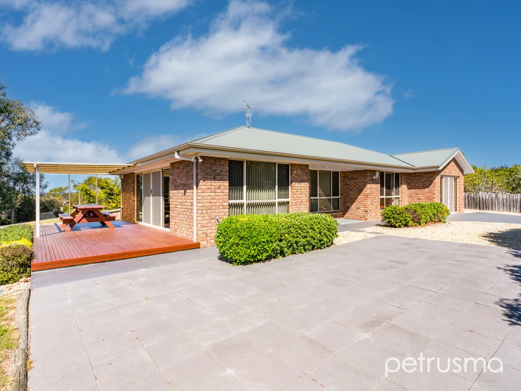 131 Carlton Beach Road, Dodges Ferry, TAS 7173