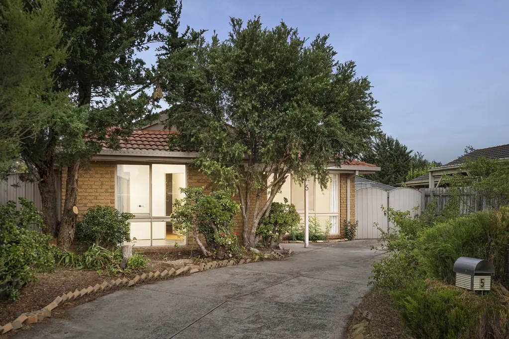 5 Tweed Court, Werribee, VIC 3030