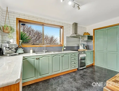 55 West Ridge Road, Penguin, TAS 7316, 4 कमरे, 2 बाथरूम, House