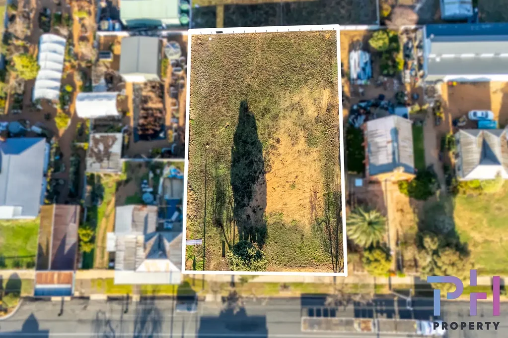 Bridgewater On Loddon A RARE FIND ON MAIN STREET– COMMERCIAL OR RESIDENTIAL OPPORTUNITY!!