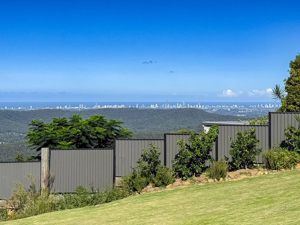 Clagiraba North Facing with Ocean & Mountain Views