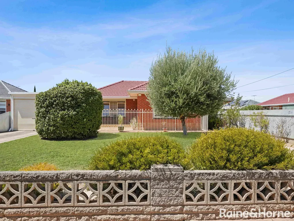 3 Bedroom Family Home-Prime Location