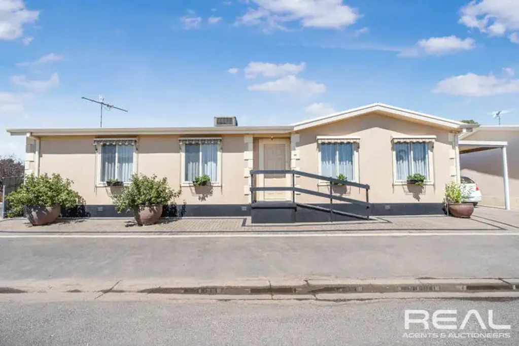 Hillier 3 Bedroom 40 Third Avenue, Hillier Residential Park