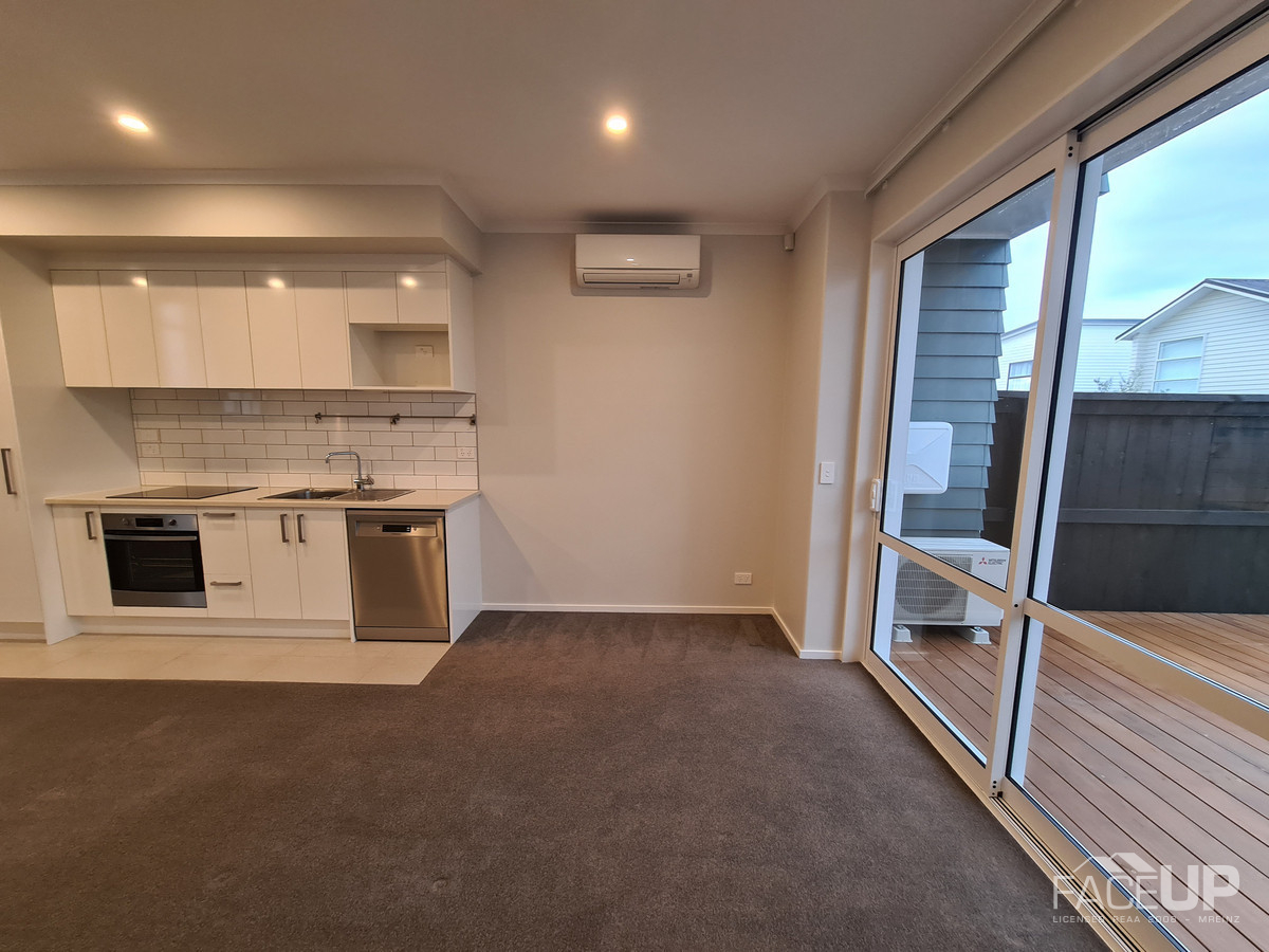 23 Spotted Dove Road, Hobsonville, Auckland - Waitakere, 2 phòng ngủ, 1 phòng tắm, Townhouse