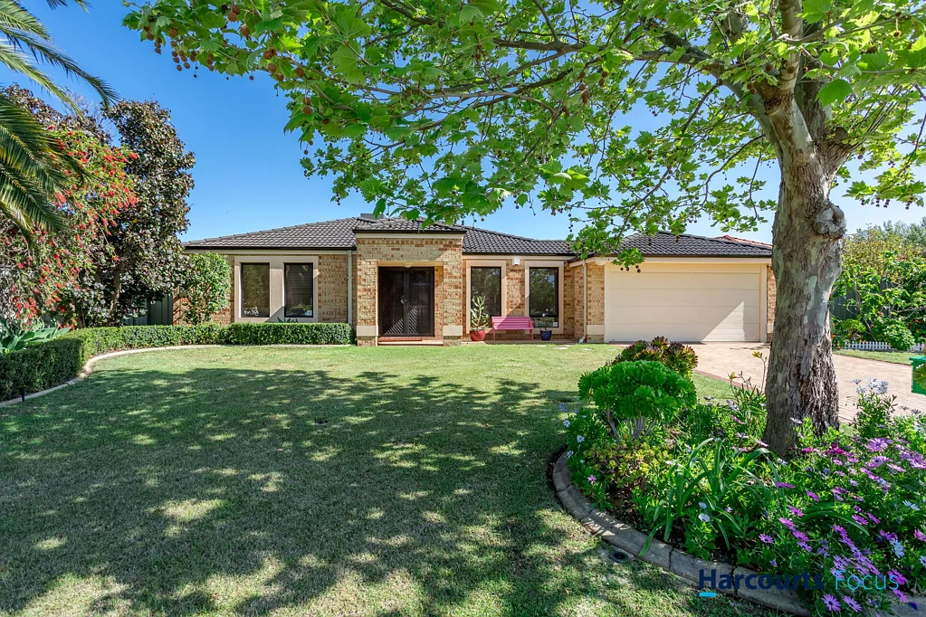 68 Folland Parade, Atwell, WA 6164