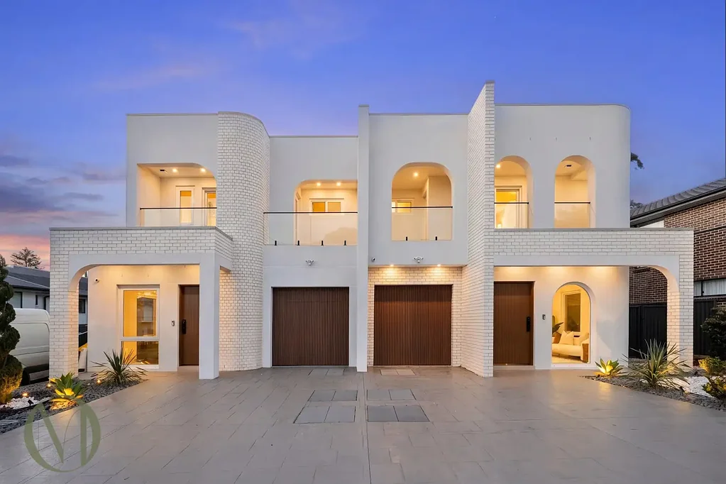 Rydalmere 5ਬੈੱਡਰੂਮ Luxury Redefined. Curves, Craftsmanship & Unmatched Family Living