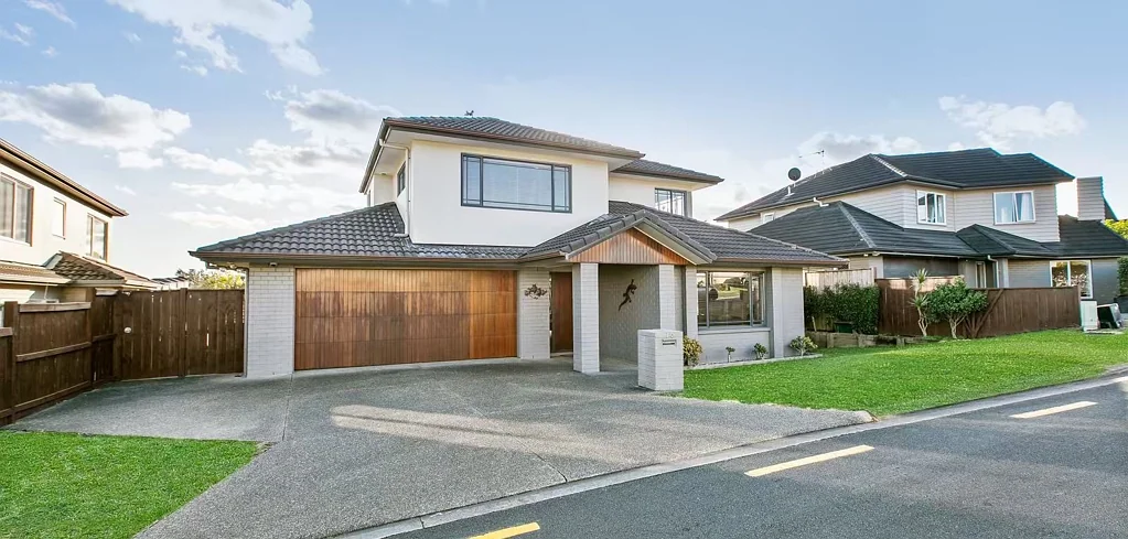 10 Kouras Place, Flat Bush, Auckland