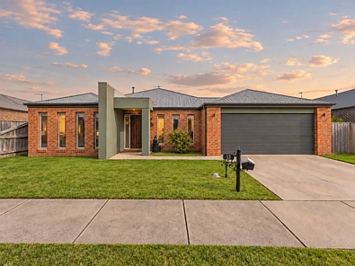 Traralgon 4ਬੈੱਡਰੂਮ Neutral Tones, Natural Light & Effortless Family Living