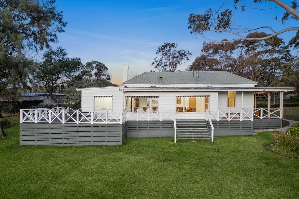Drysdale 4 Bedroom ‘Whitcombe Lodge’ c1870