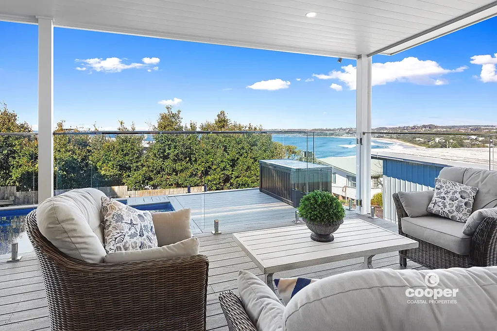 Mollymook Beach 4침실 Luxury Coastal Living with Ocean Views