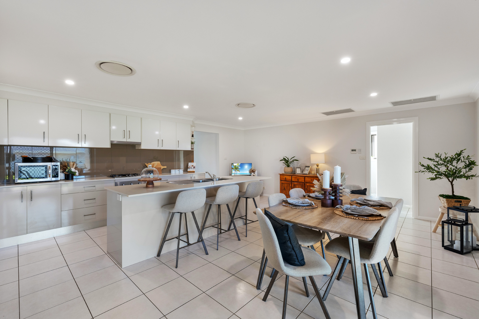 7 STOKES AV, WESTDALE NSW 2340, 0房, 0浴, House