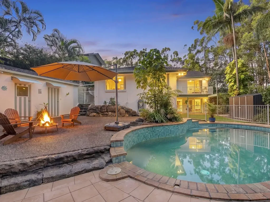 Currumbin Waters 3房  Owners Purchased Elsewhere, Secure this Private Sanctuary