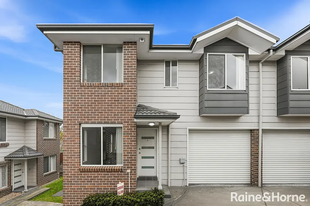 Penrith 3房 Penrith 黄金机会：高增长中心的现代三卧室联排别墅！ Prime Penrith Opportunity: Modern Three-Bedroom Townhouse in High-Growth Hub!