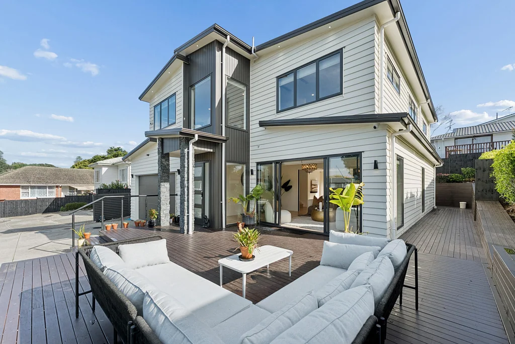 Epsom 5房  Space to Live, Work, Entertain and Unwind