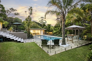 14 Aberdeen Road, Campbells Bay, North Shore City