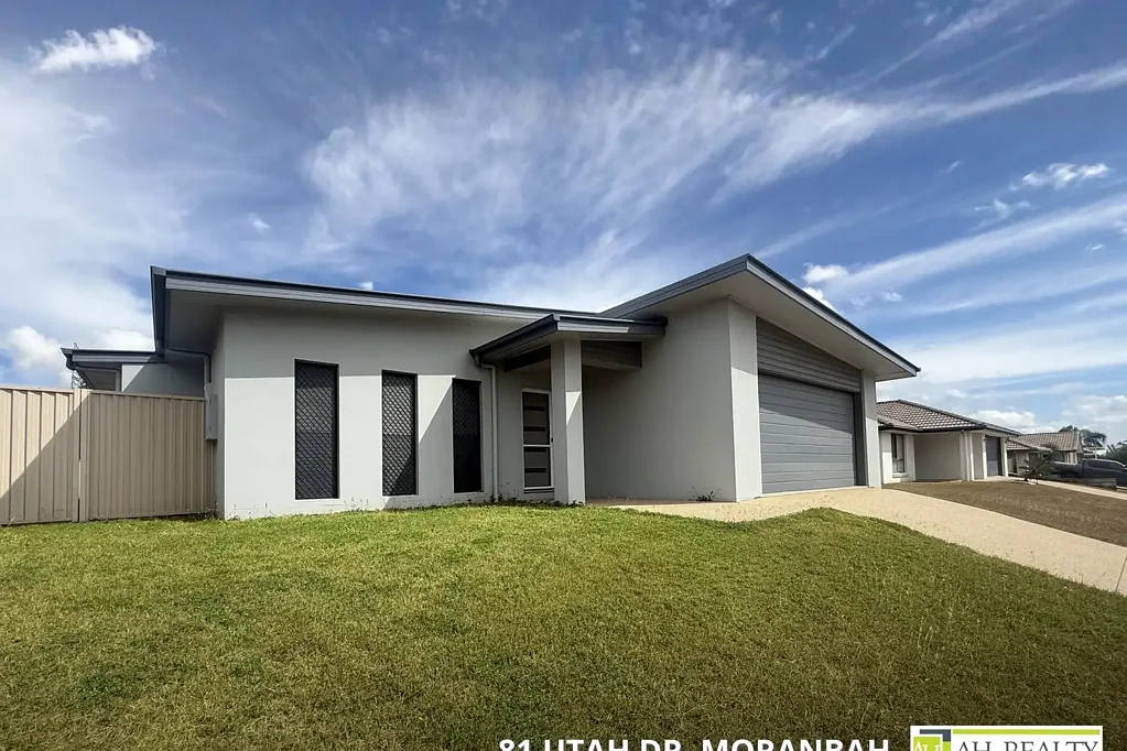 Moranbah 4房  EXECUTIVE STYLE HOME WITH SINGLE BAY SHED, RUMPUS ROOM, SIDE ACCESS & DOUBLE GARAGE  PRIME LOCATION!