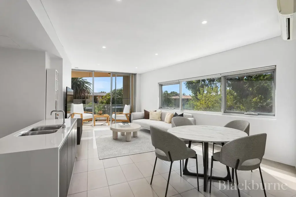 Rivervale 2 Bedroom Sleek Urban Retreat in Prime Rivervale Location
