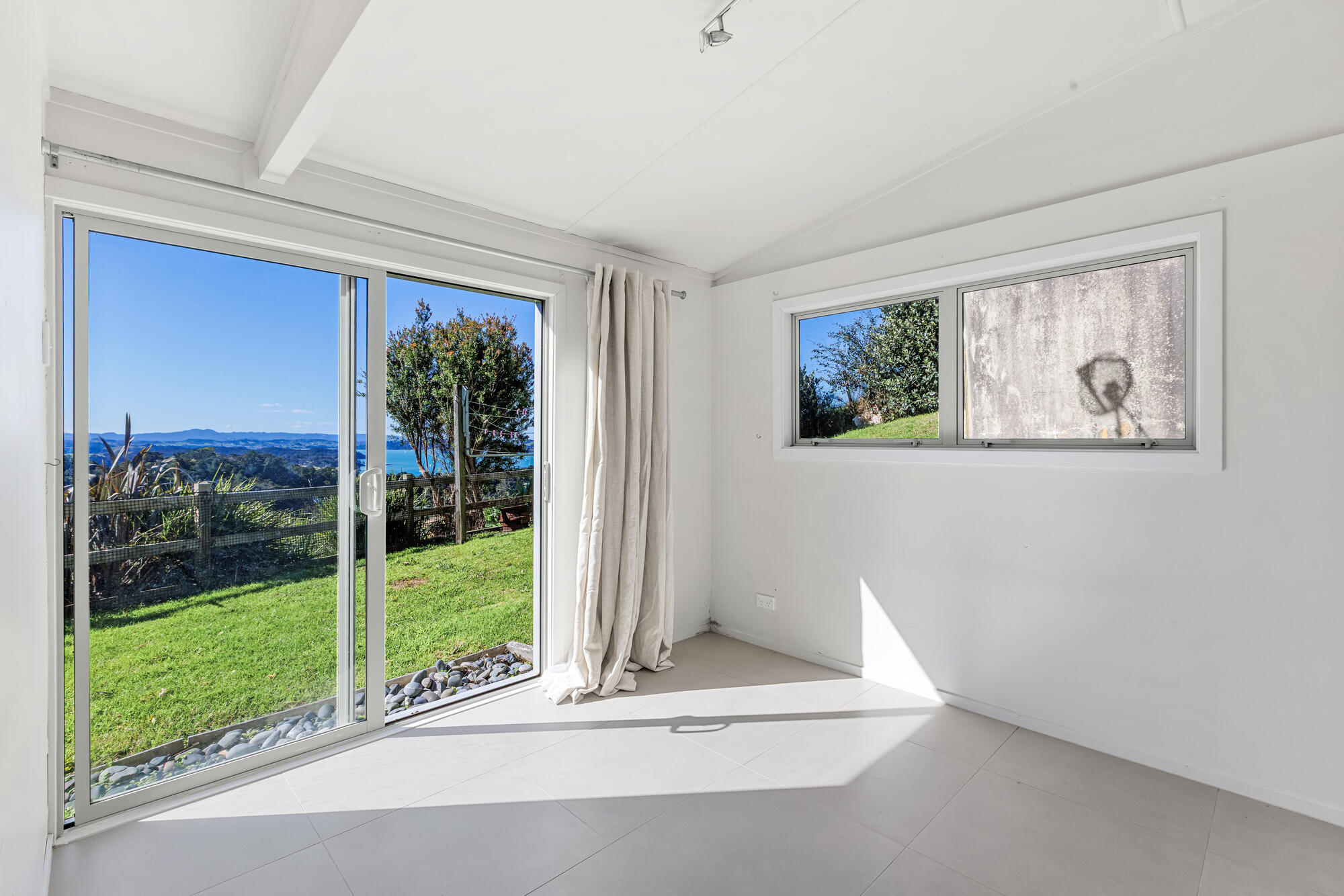 11 Ngarewa Drive, Mahurangi West, photo 13