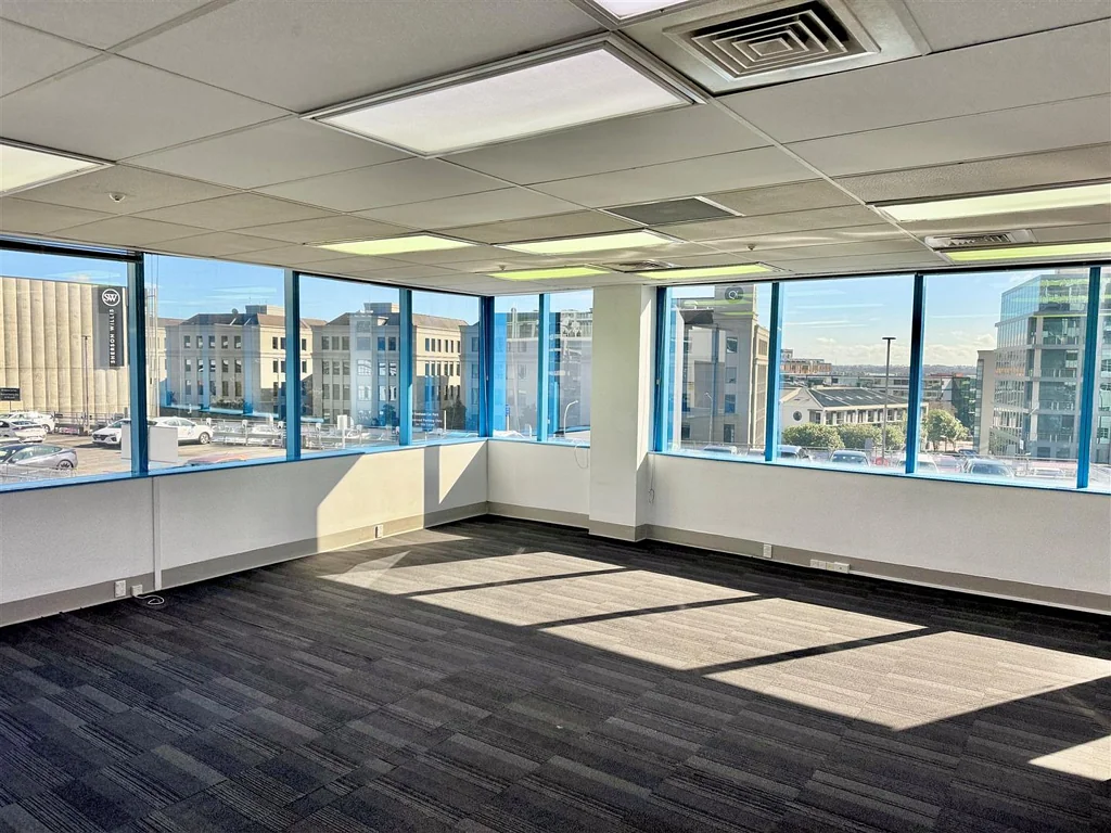 Auckland Central CBRE - AFFORDABLE IN THE CBD