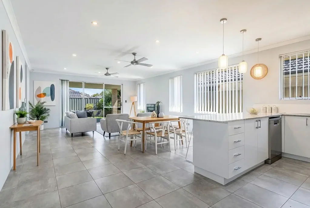 11 Rocky Road, Wandi, WA 6167