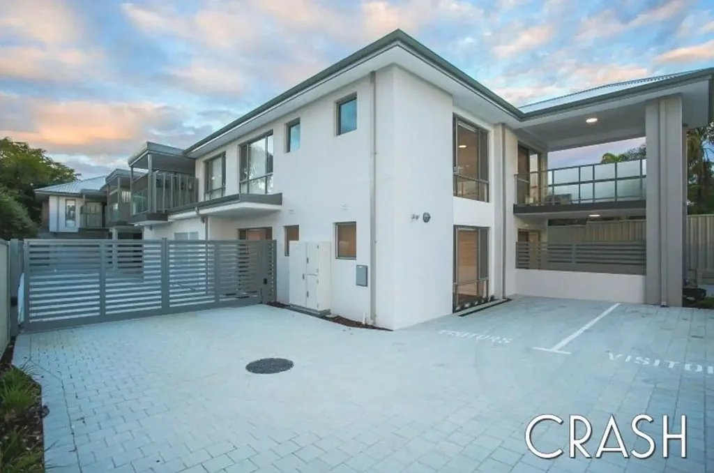 Secure 2x2 Unit in Cloverdale - Quiet, Connected & Low Maintenance!