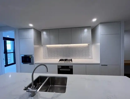 2008/3 Young Street, Box Hill, Inner East Melbourne, 3 침실, 2 욕실, Apartment