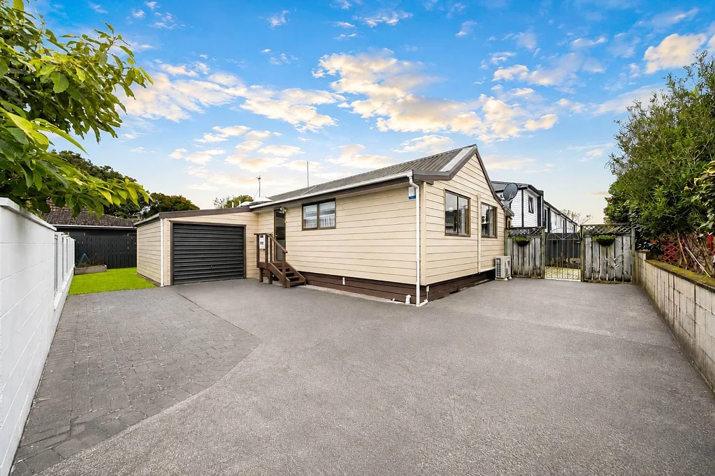 Papatoetoe 3غرفة نوم Sunny, Spacious & Superb Location