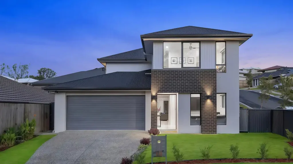 219 Woodline Drive, Spring Mountain, QLD 4300