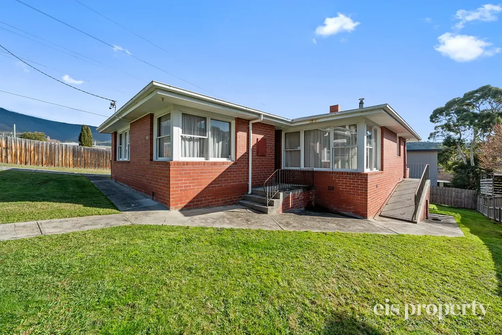 Glenorchy 4 Bedroom The Perfect Blend of Comfort and Convenience