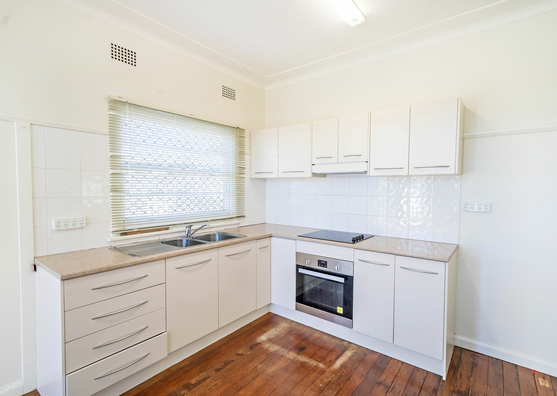 8 NELSON ST, TAREE NSW 2430, 0房, 0浴, House