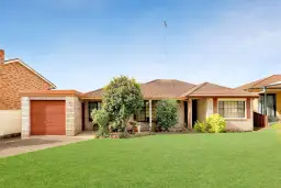 5 GRAHAM CL, Cranebrook