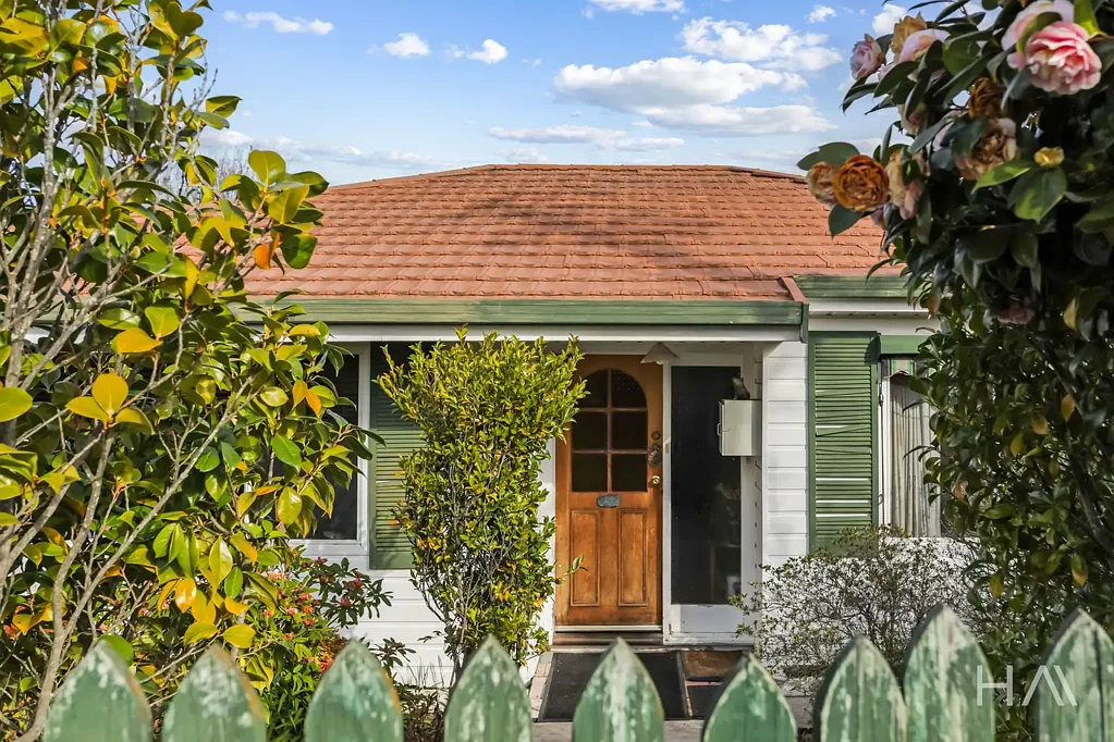 South Launceston 3房  A Home with Plenty to Offer!