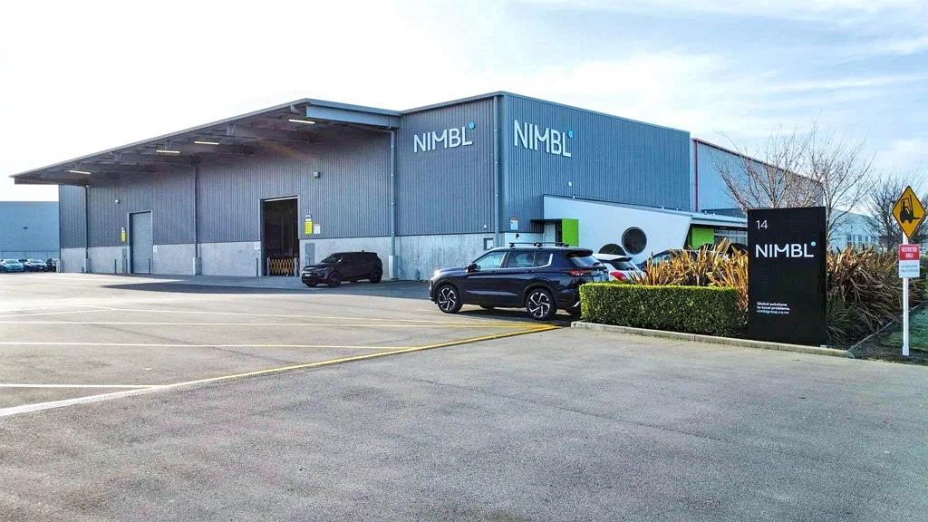 Yaldhurst Dakota Business Park: Expansive Warehouse
