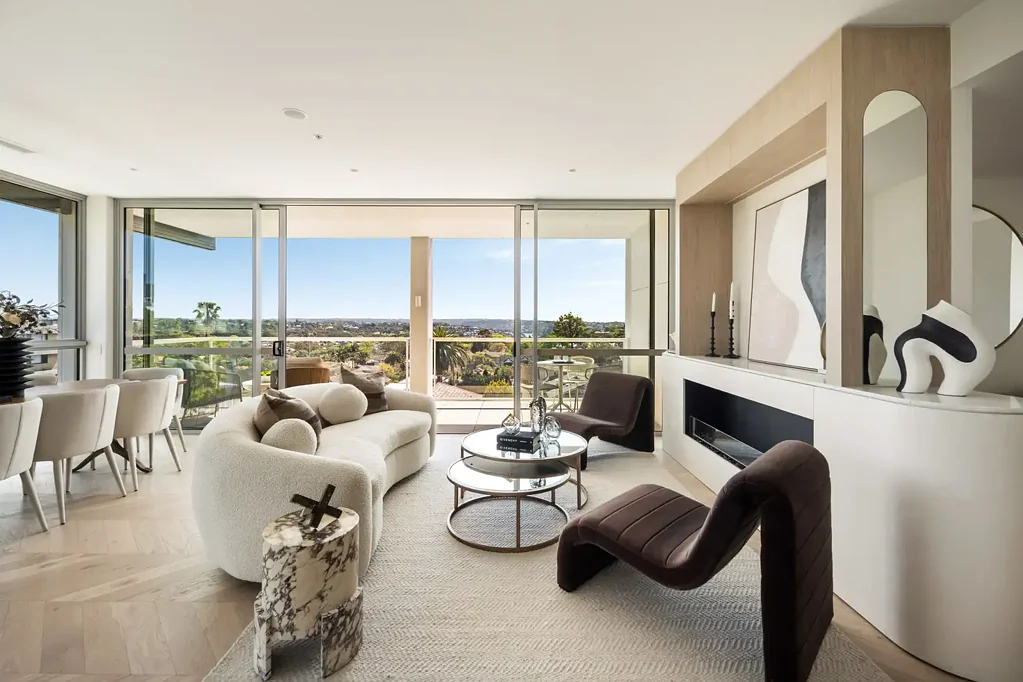 Neutral Bay 4कमरा Spectacular North Facing Sub-Penthouse
