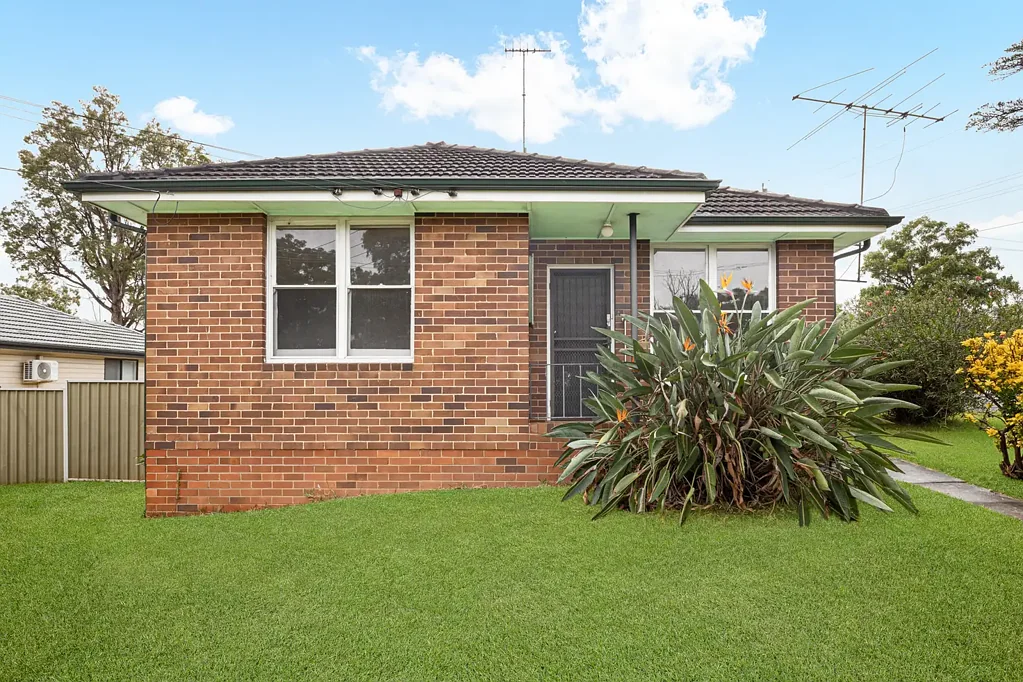 5 Blaxland Street, Lalor Park, NSW 2147