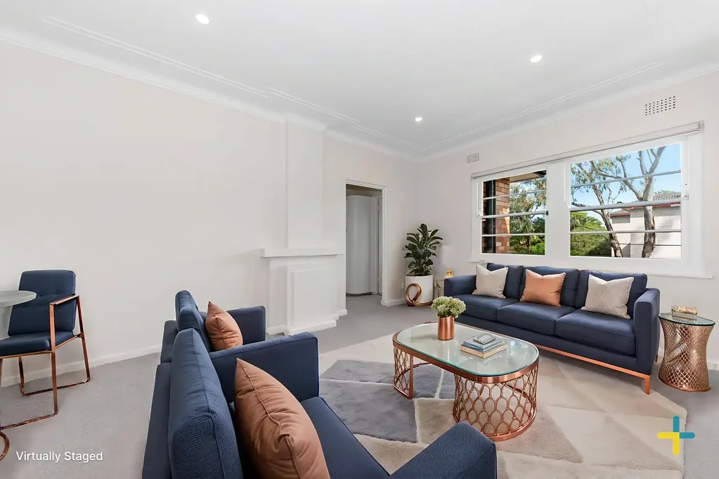 Renovated, Glorious Corner Apartment with Ideal Location