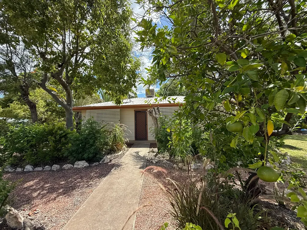 28 Cedar Street, Barcaldine, QLD 4725