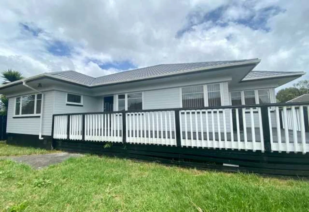 Pukekohe 4Zimmer Motivated Sale – Spacious 4-Bedroom House-Pukehoke