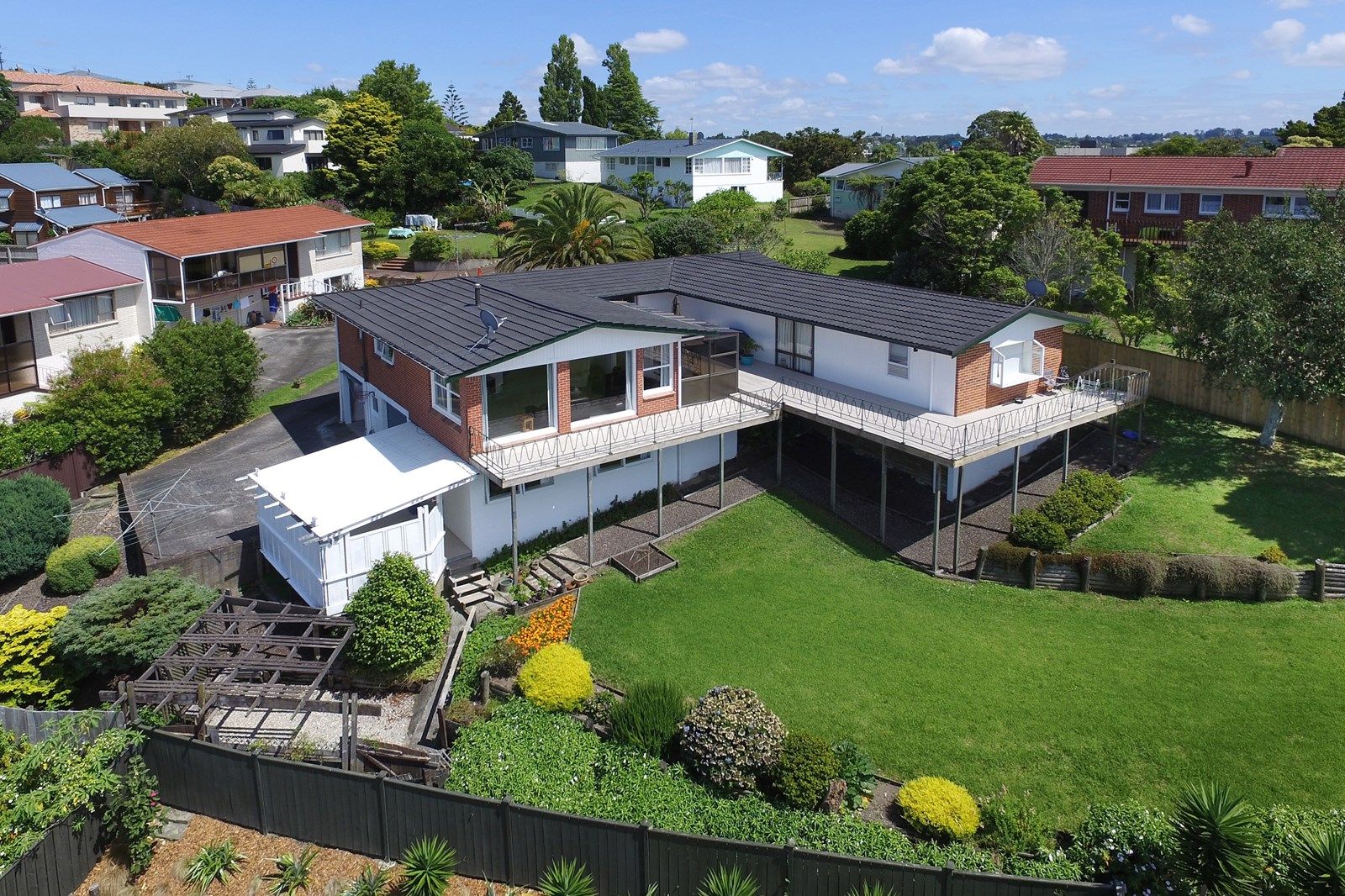 Residential  Mixed Housing Urban Zone