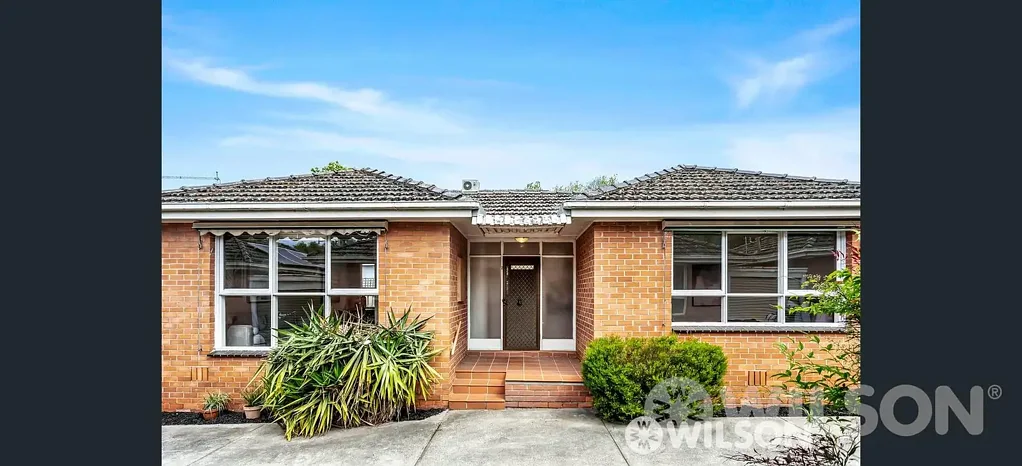 Stylish & Convenient Living in the Heart of Caulfield North