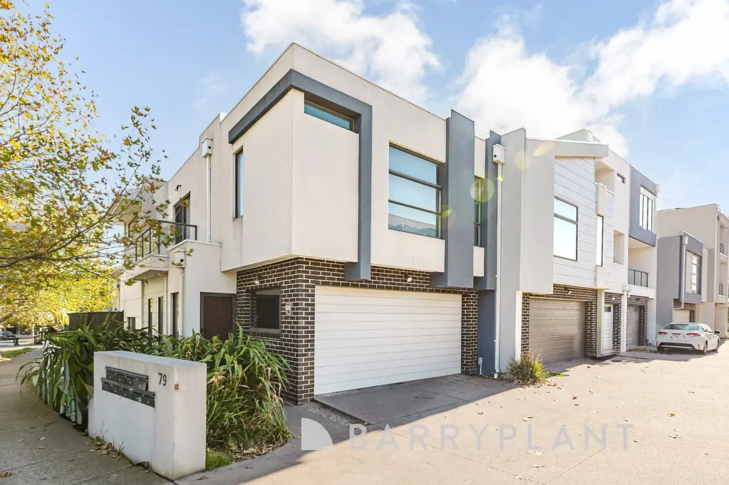 19/79 Lancefield Drive, Caroline Springs, VIC 3023