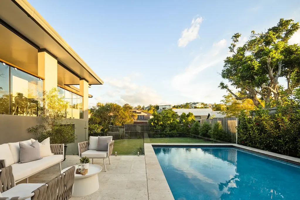 Jindalee 5Zimmer Elevated Living with Poolside Views and Sunset Breezes