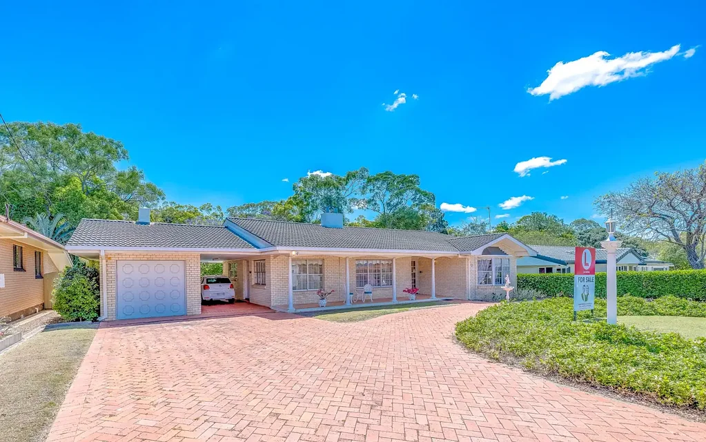 Svensson Heights 3Moenga QUALITY, COMFORT & CHARACTER – THE PERFECT FAMILY HOME ON 1,282m2 GROUNDS!