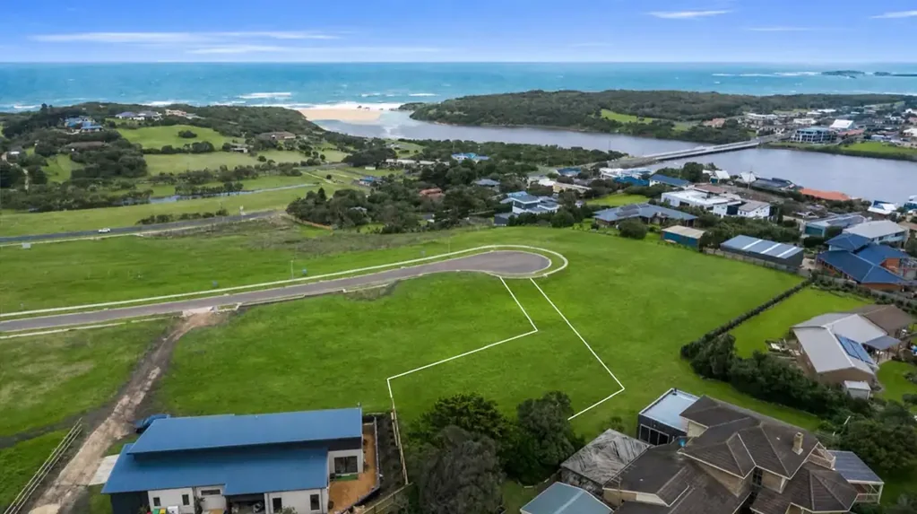Warrnambool Private, Elevated & Ready to Build