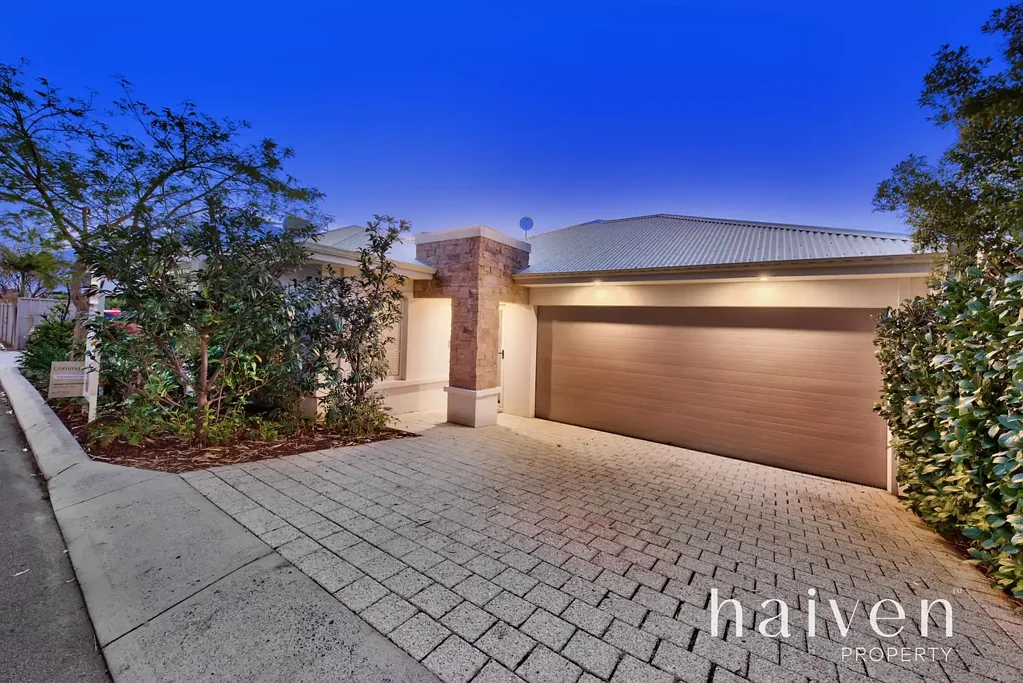 52B Deanmore Road, Scarborough, WA 6019