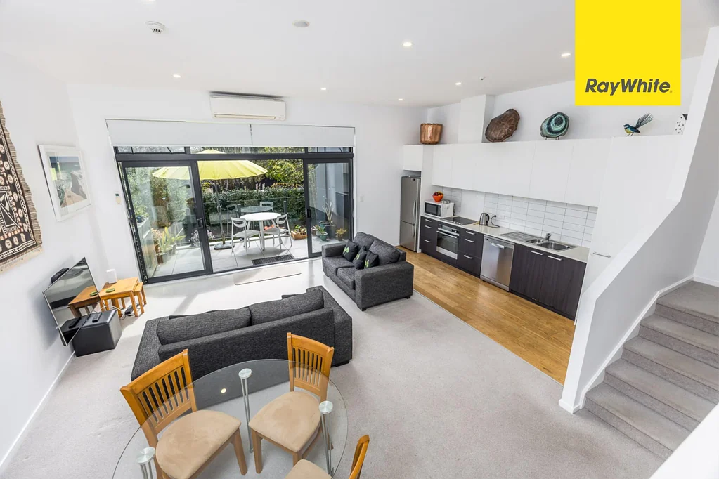 5/8 Thompson Park Road, Mount Wellington, Auckland City, Auckland