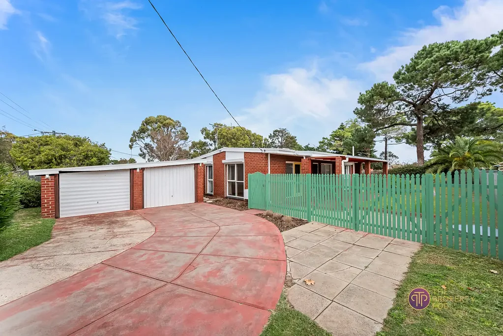 3x1 Home in great location!