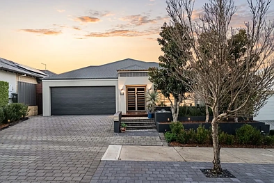 Aveley 4બેડરૂમ Move In, Unwind, Entertain. This Home Is Ready for It All