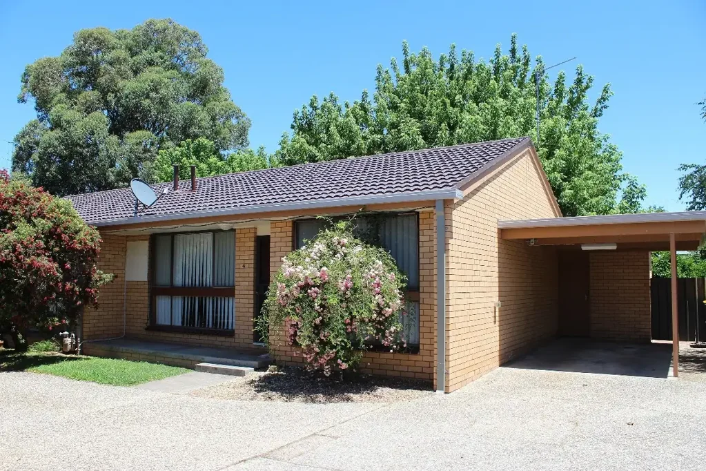 4/561 Woodbury Dr, Lavington, NSW 2641